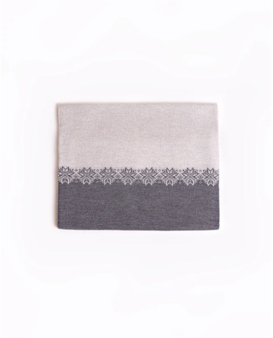 Vormsi merino poncho